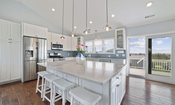 Narragansett House | Beautifully Renovated Beach House with Water Views-Minutes to local Beach