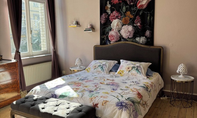 Jacht Apartment | Beautifully Renovated Spacious Apartment in a Historic Brussels Maison de Maitre