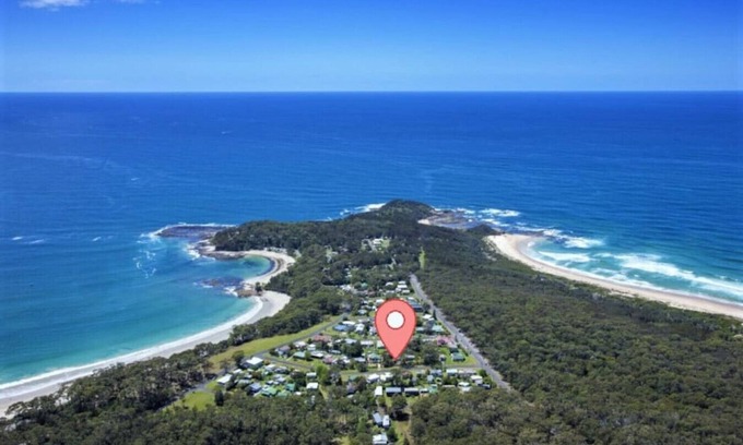 Bendalong Cottage | Beautifully restored 1950's beach shack