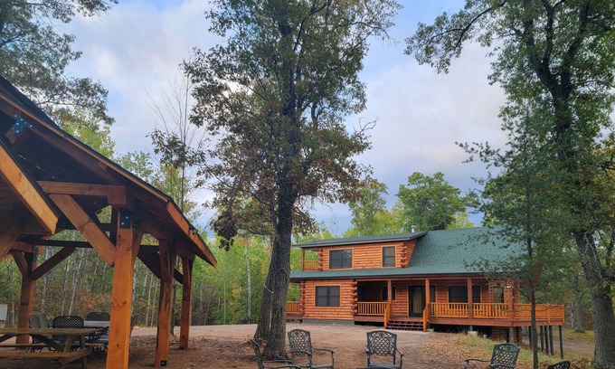 Webb Lake Cabin | Beaver Dam Lodge