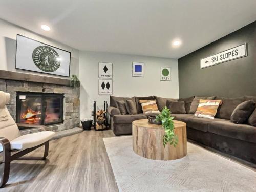 Central Vermont- Killington Apartment | BeaverBox AC, Pool, Hot Tub, Sauna, Near Resort