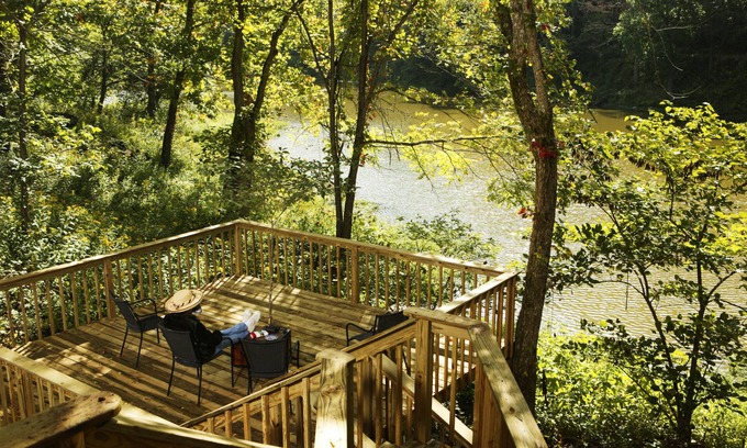 Eureka Springs Cottage | Becky Thatcher Cottage at Lake Lucerne Resort & Ranch - No Cleaning Fees
