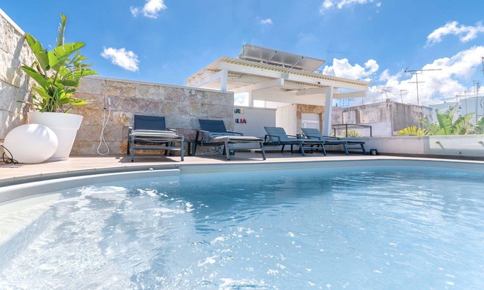 Brindisi Histotic Center House | Bed & Breakfast in Brindisi with 1 bedrooms sleeps 2