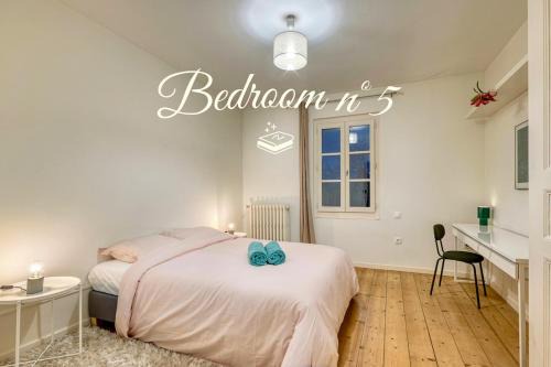 Ferney-Voltaire Apartment | Bedroom 5 - Cosy and Chic - COLIVING