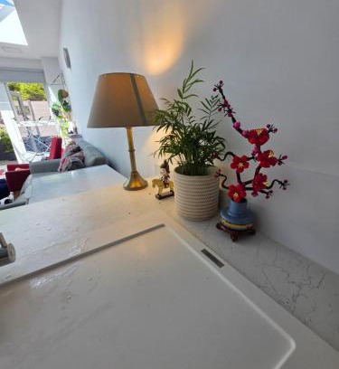 Manchester House | Bee Hive Studio Flat