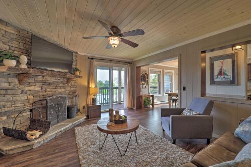 Banner Elk Apartment | Beech Mountain Resort Condo - 5 Mins to Skiing!