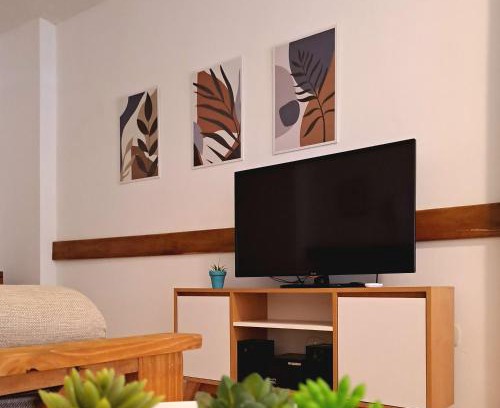 La Plata Apartment | BeelApt - Departamento elegante y seguro, con Cochera Exclusiva