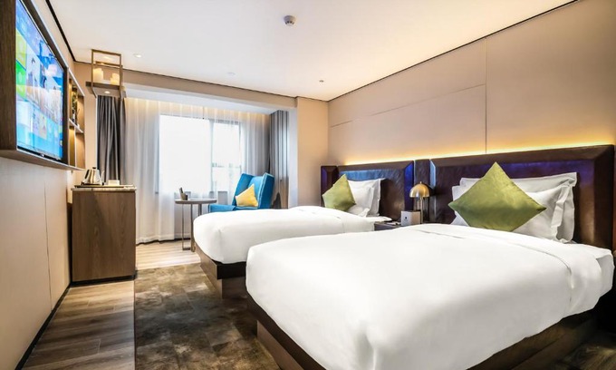 Yuexiu Hotel | Beijing Road Four-Diamond Hotel-1 km From The Metro-宜尚plus酒店