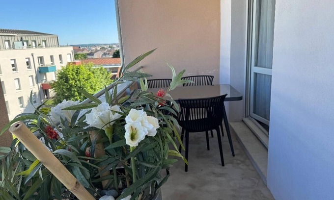 Limoges Apartment | BEL APPART