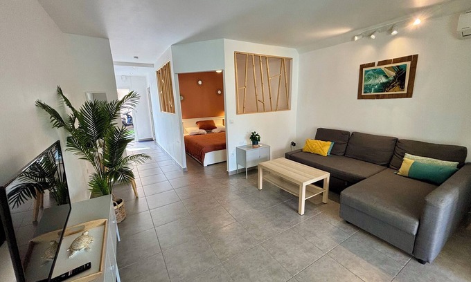 Nettle Bay Apartment | Bel Appartement Tout Équipé en Rez-de-jardin, Dans une Résidence Avec Piscine!