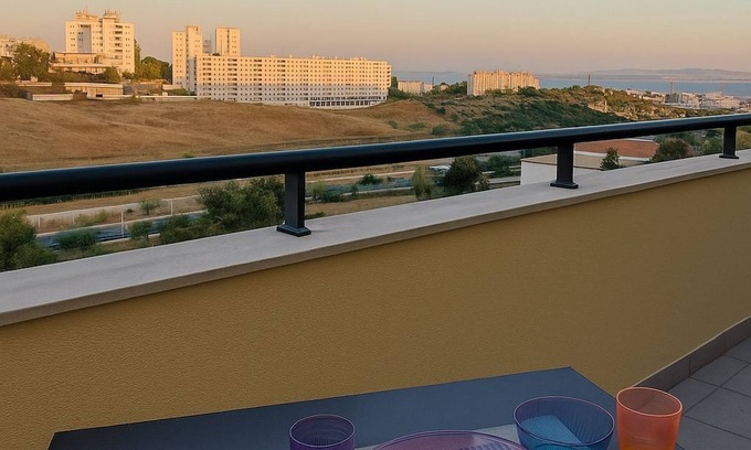 Marvila Apartment | Bela Vista with terrace