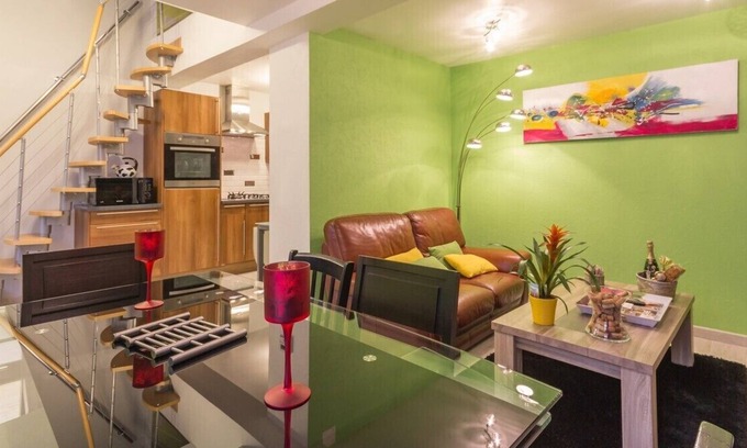 Beaune House | BELENA GOLD COAST - BEAUNE