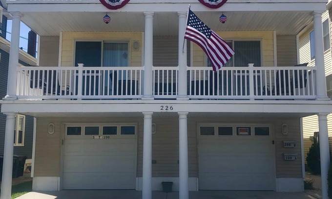 Wildwood Condo | Bella Casa Beautiful House Nestled In A Wonderful Location 1.5 Blocks From Beach