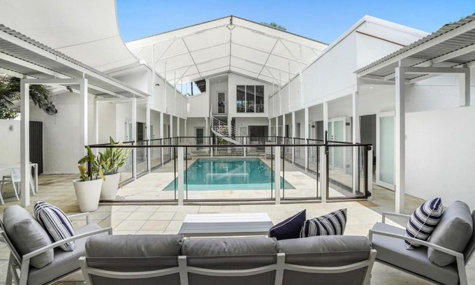 Trinity Beach House | Belle Escapes Villa Rosa just minutes to Trinity Beach
