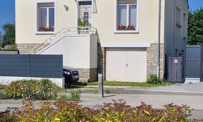 Questembert House | Belle Maison Cosy à 20 min des Plages