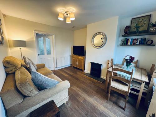 St Bees Apartment | Belle Vue Cottage - 2 Bedrooms - Sleeps 4