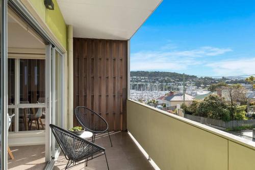 Bellerive Apartment | Bellerive Quay - Modern Living with Yacht Club Views