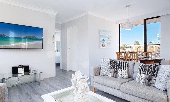 Nelson Bay Apartment | Bellevue, 7 4 Donald Street - renovated unit with air con and Wi-Fi with views & central to CBD