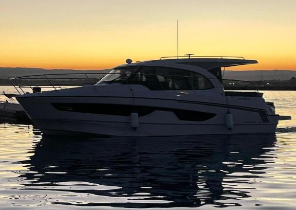 Eastern Sicily Boat Rental | Beneteau Bed & Boat