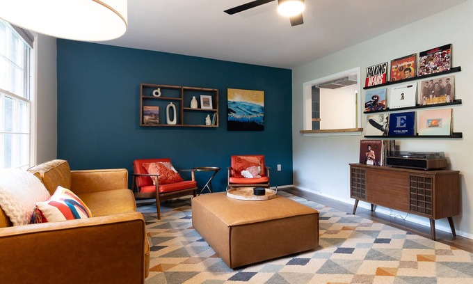 Bent Creek House | Bent Creek Bungalow - Hot Tub, Ping Pong, Foosball, Firepit, and more!