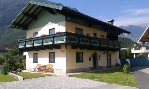 Golling an der Salzach Apartment | Bergblick
