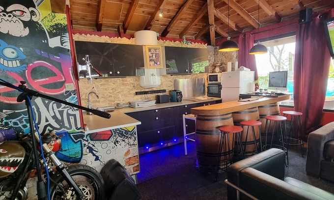 Ascain House | Bergerie Renovée 2kms de la Plage