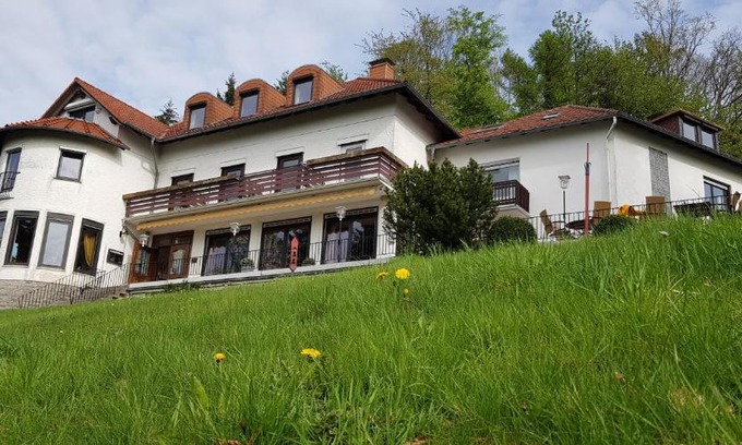 Nieheim Hotel | Berghof Hotel