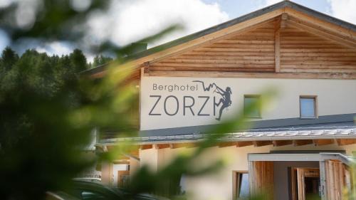 Castelrotto Hotel | Berghotel Zorzi