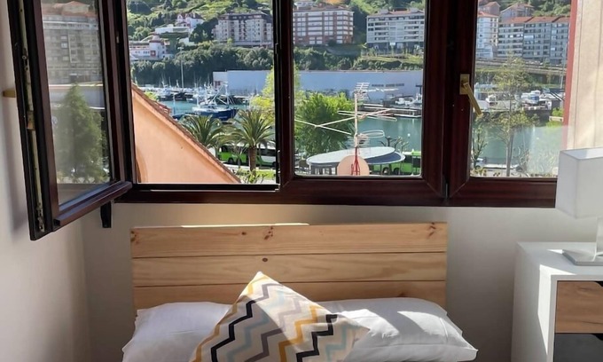 Bermeo House | Bermeo Park - Centrica Casa Independiente