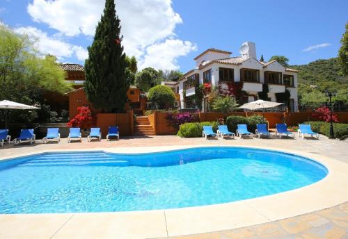 Casares Villa | Best Choice for Family and Friends