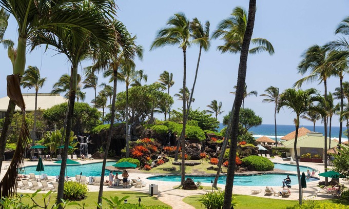 Hanamaulu Apartment | Best Deal Luxury Resort in Town Sleep 4 romantic, fun and relaxed