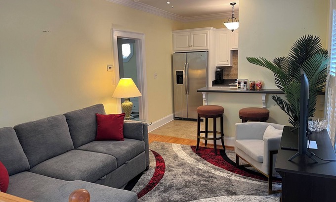 Athens Apartment | Best Five Points Stay in Athens. Why not spoil yourself? Privacy, Security!