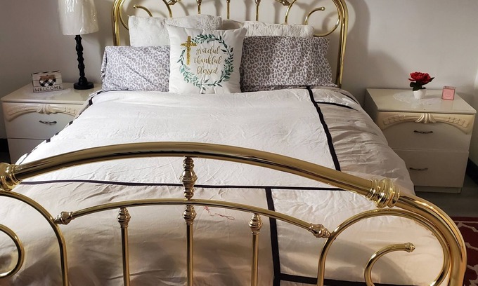 North Bergen House | Best Location close to NYC 15 minutes via Ferrys.