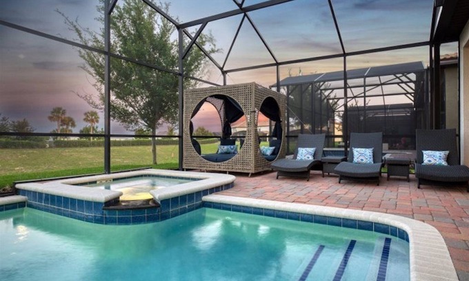 Davenport Villa | ☆Best location directly at the Clubhouse☆ 8 bedrooms, 2 playrooms, swimming pool, close to Disney!