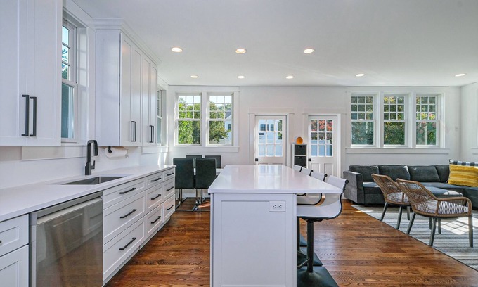 Rye House | Best Location in Rye-5 min walk to Town and Metro North Train
