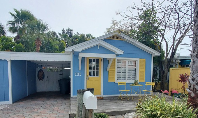 Sunset Beach Cottage | Best Location on the Beach in Treasure Island!
