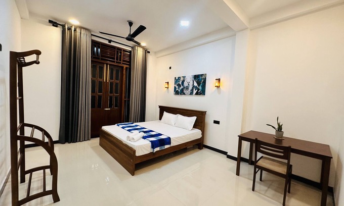 Weligama Villa | Best Luxury villa in Weligama.5 Minuets walk to the Weligama Surfarea.