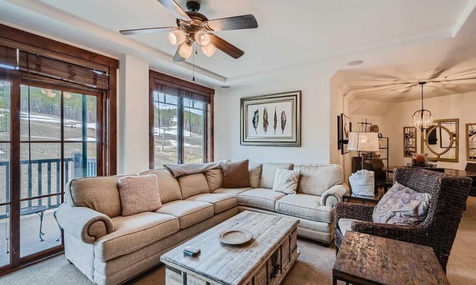 Breckenridge Condo | Best Mtn View-Ski In Ski Out & Gondola to Downtown