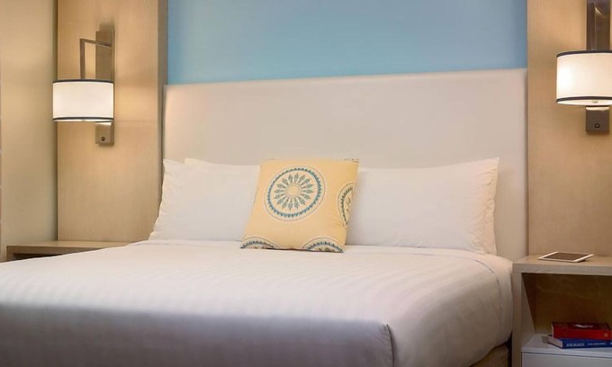 Parsippany House | Best Place to Stay in Parsippany! Free Parking and Breakfast! Pets Allowed!