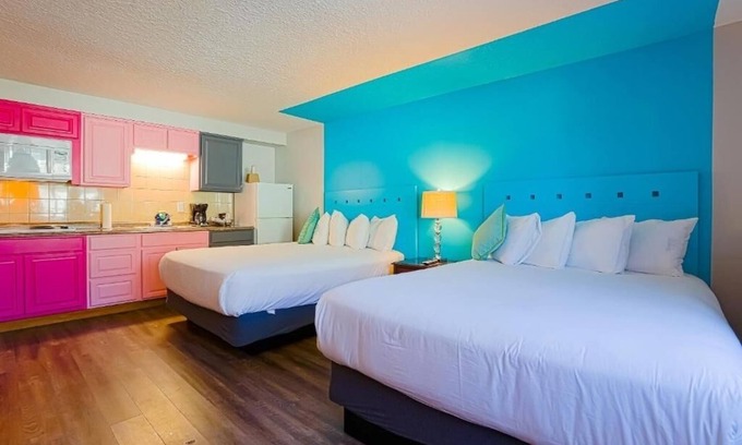 Seaside Hotel | Best Place to Unwind! 2 Relaxing Units! Pet-friendly Property, Free Parking