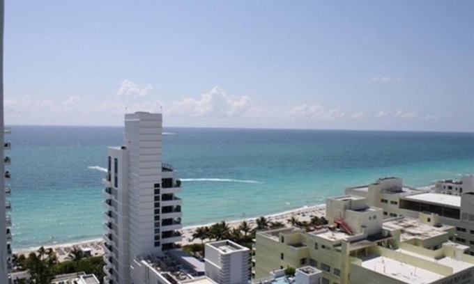 Mid Beach Hotel | Best Rates! Remodeled Gorgeous 1BR/2Bath Corner Unit Oceanview Free Spa Passes