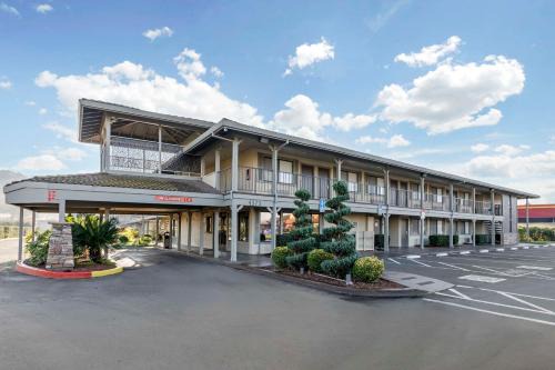 Fairfield Hotel | Best Western Cordelia Inn