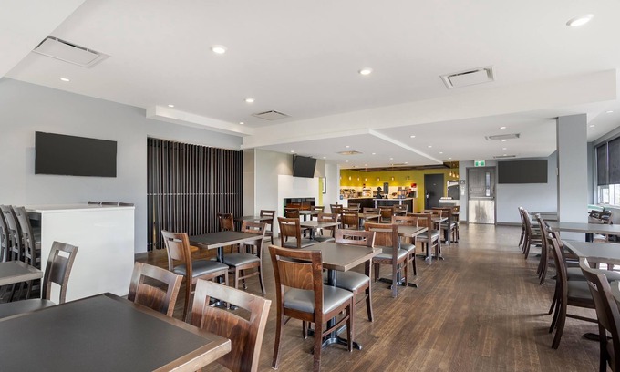 Saskatoon Hotel | Best Western Plus East Side