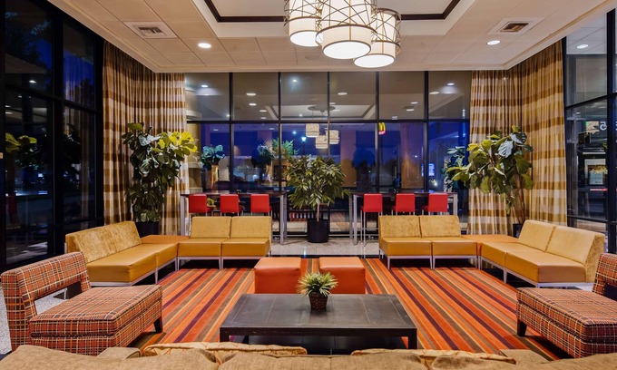 Downtown Baltimore Hotel | Best Western Plus Hotel & Conference Center