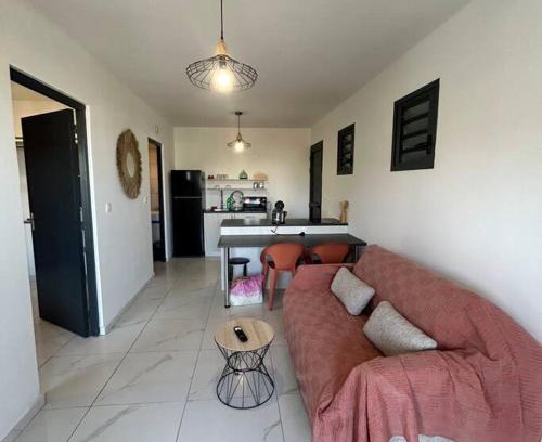 Saint-Pierre De La Reunion Apartment | BETEL 2 Escapade à deux pas de la plage Terre Sainte