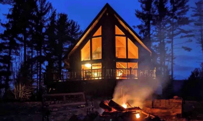 Saranac Lake House | Betsy's Wildlife Retreat