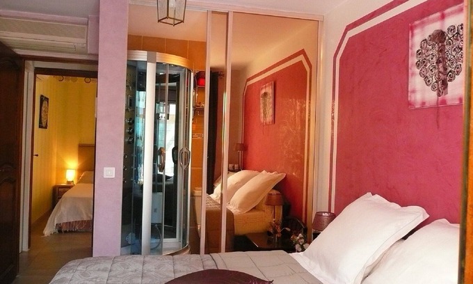 Greasque House | Between Aix and Cassis, charming guest rooms