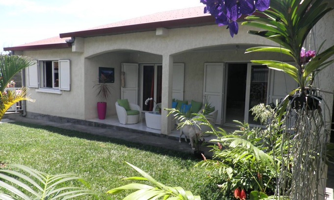 Trois Mares Apartment | Between sea and mountains