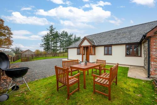 Llanfair Caereinion House | Beudyr Copa