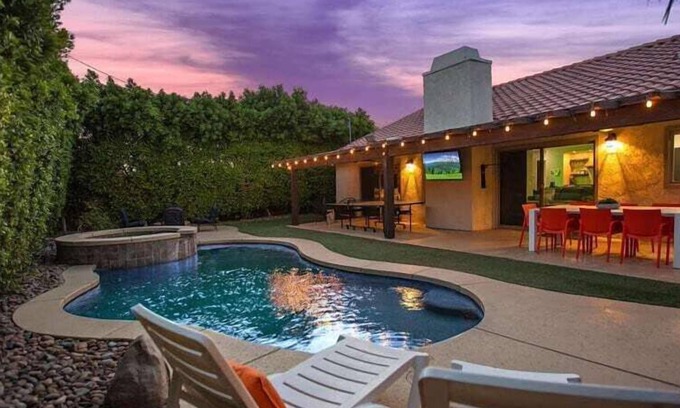 Bermuda Dunes House | Beverly Lush: Unique/Luxury Pool & Spa, Ping-Pong!